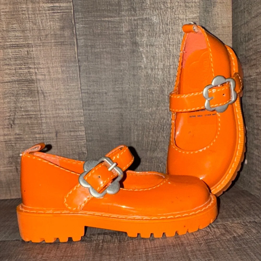 BABY GAP Leather shoes-size 5